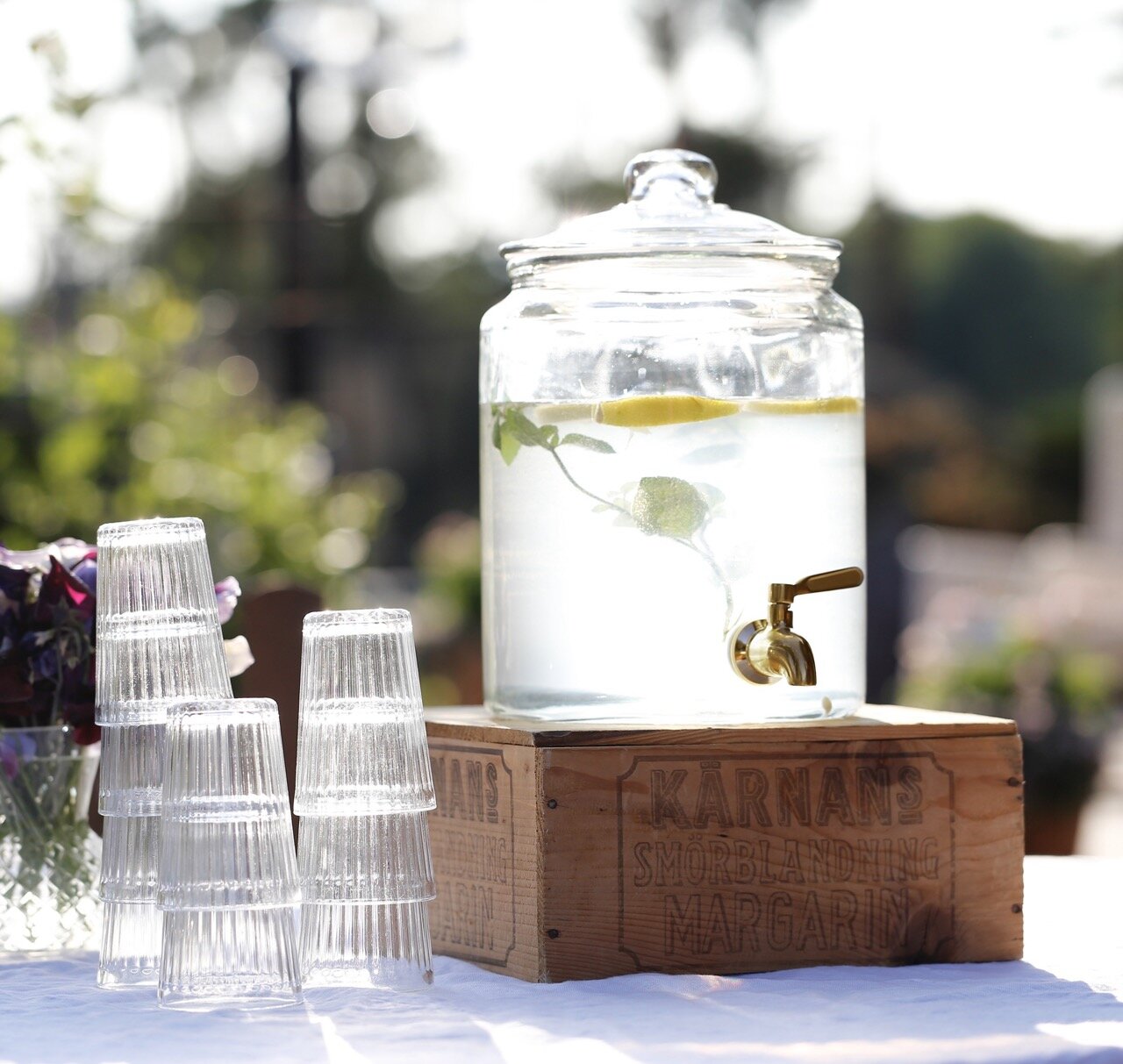 Glasburk Rak m. Kran Mässing 6 L