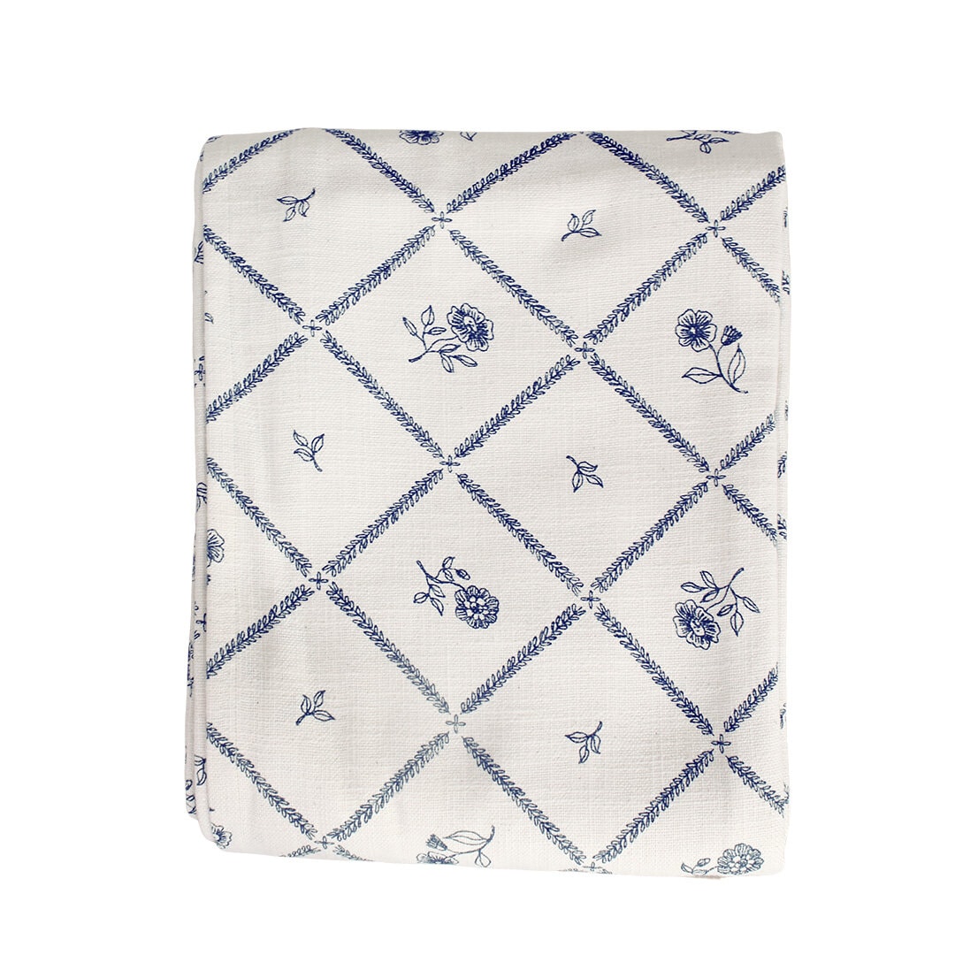 Duk Lovisa 140 x 240 Blå/Vit