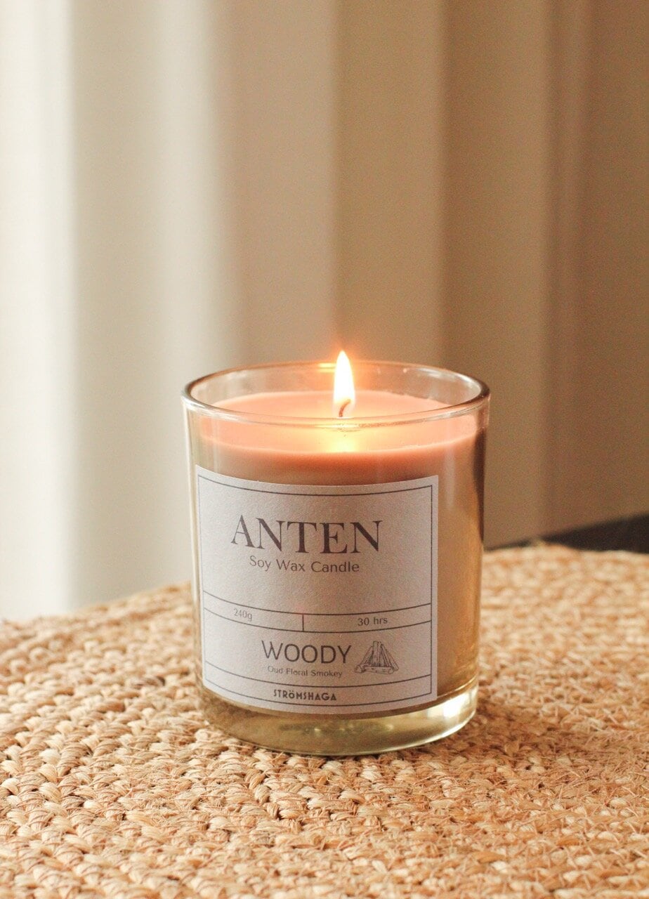 Doftljus Anten Woody
