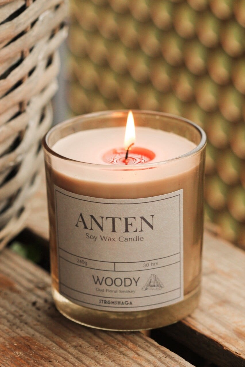 Doftljus Anten Woody