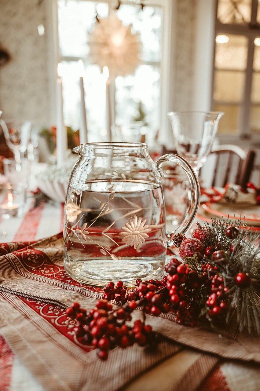 Glaskanna Etsat Blommönster