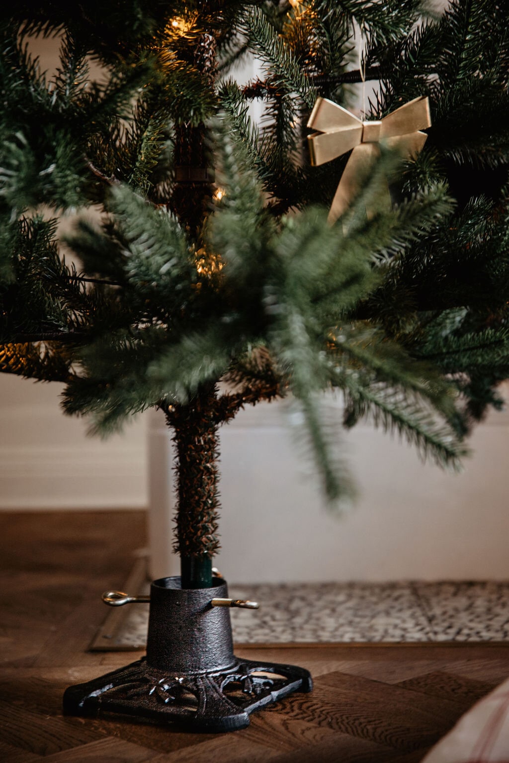 Julgransfot Järn Svart