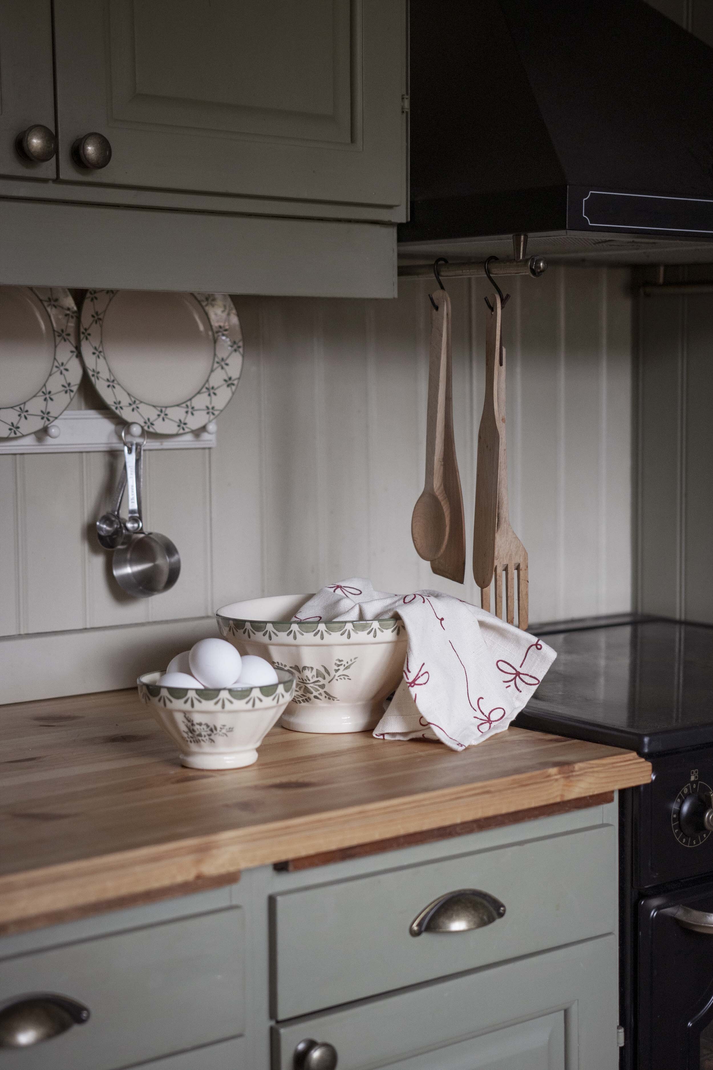 Skål Marion Blomma Grön Mellan