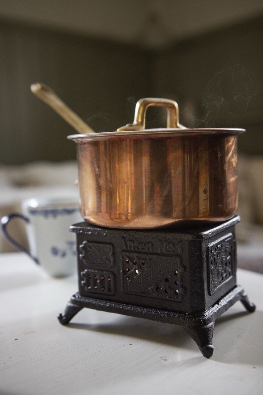 Liten Köksspis för Värmeljus Svart